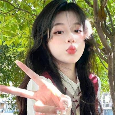何班主和他的情人